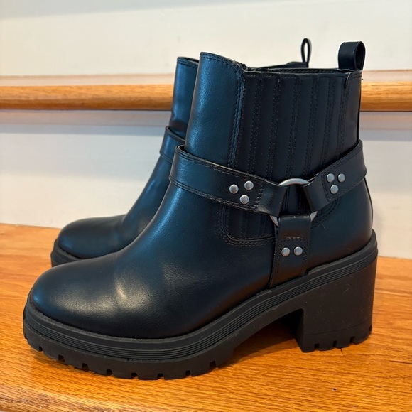 Sincerely Jules Black Faux Leather Moto Combat Boots with Side Zip 8.5M - Picture 3 of 9